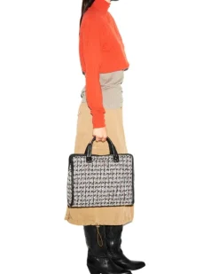 Boucle Medium Metro Box Tote