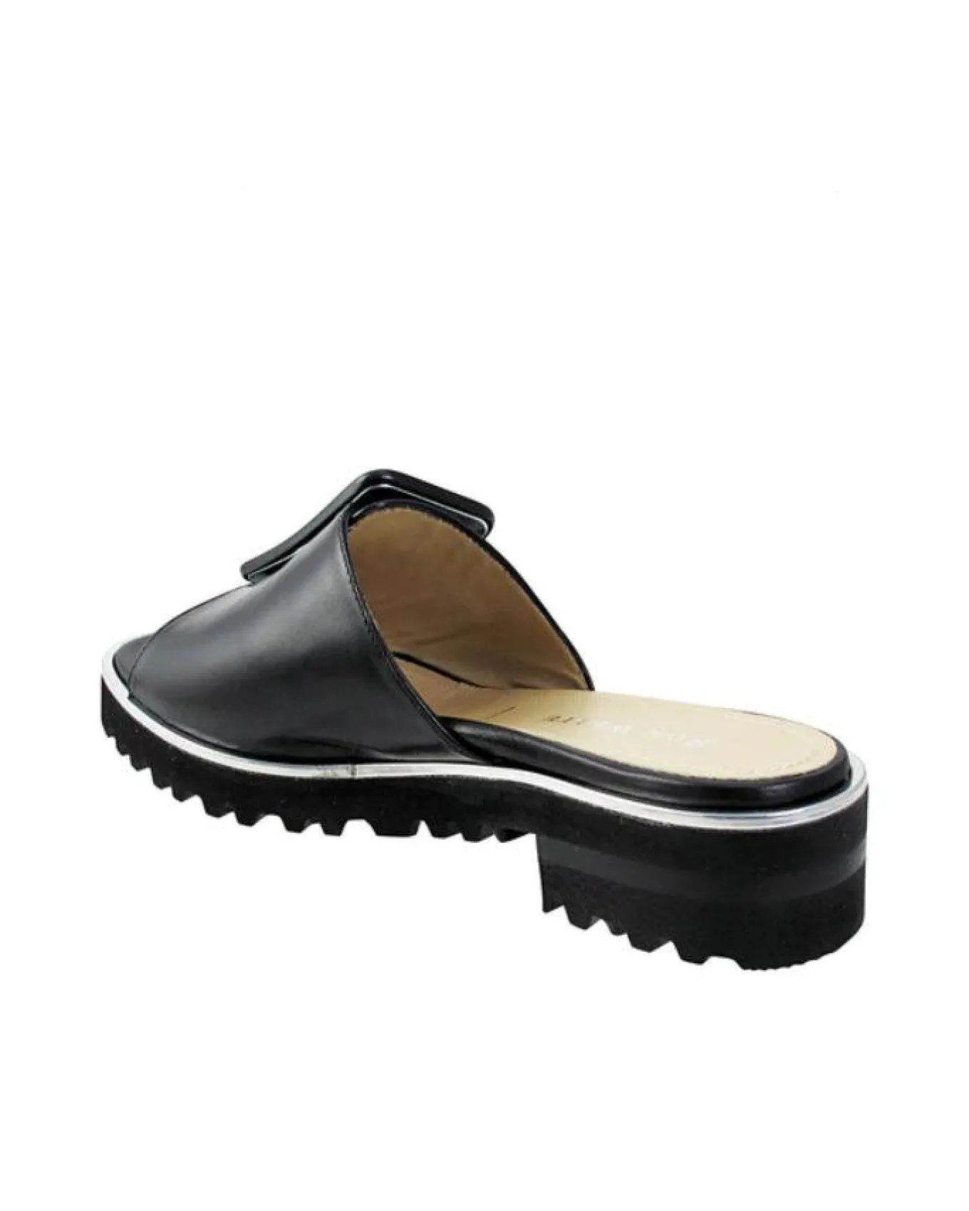 Candra Sandal