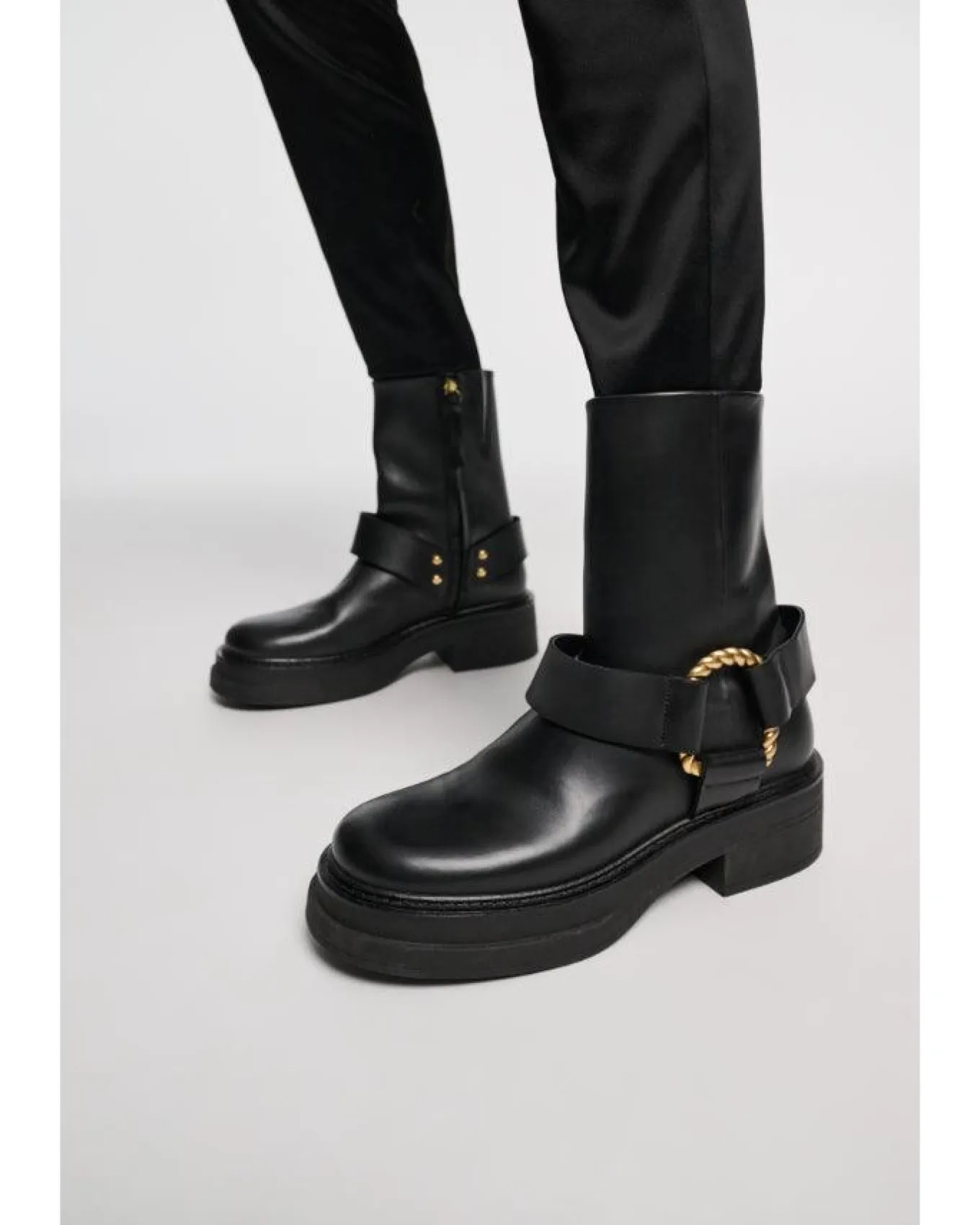 Dorothee Schumacher Chic Sophistication Short Boot