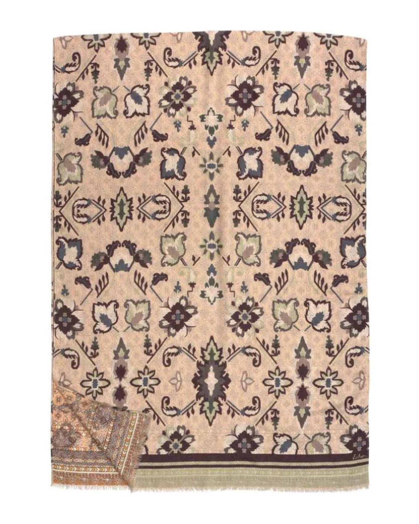Echo Tapestry Wrap