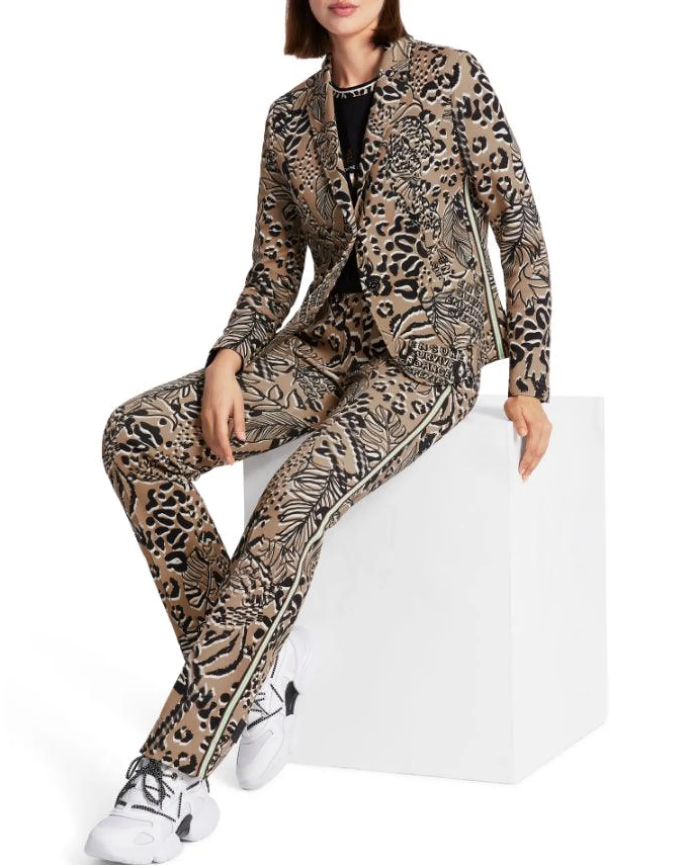 Marc Cain Animal Crossing Print Scuba Blazer