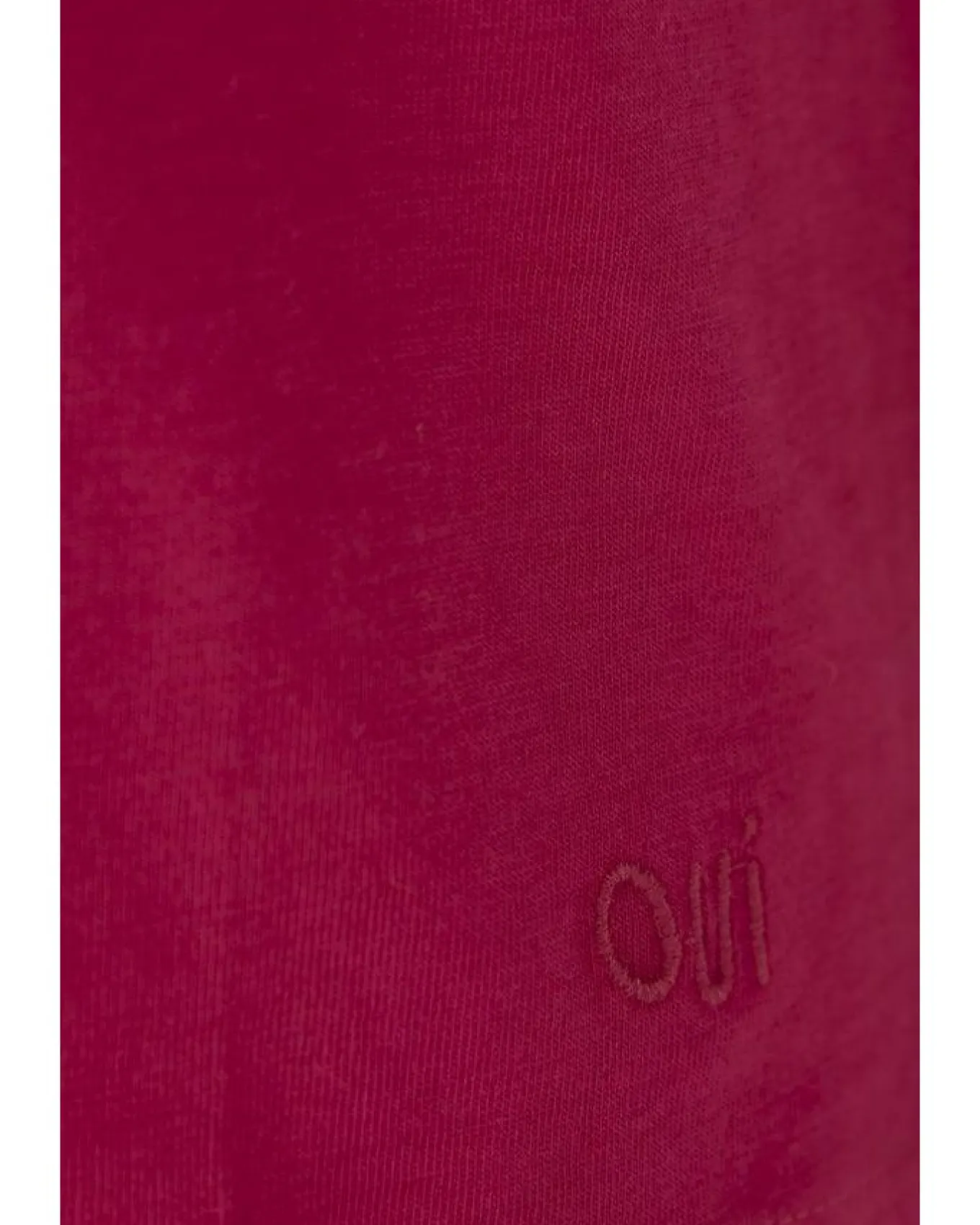 Oui Carli Tee