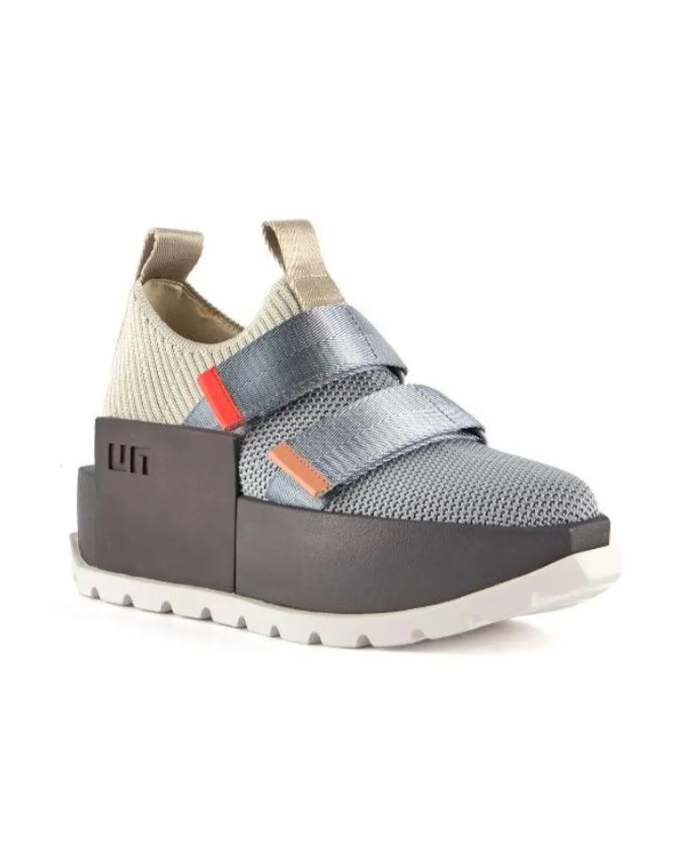 Roko Run 11 Platform Sneaker