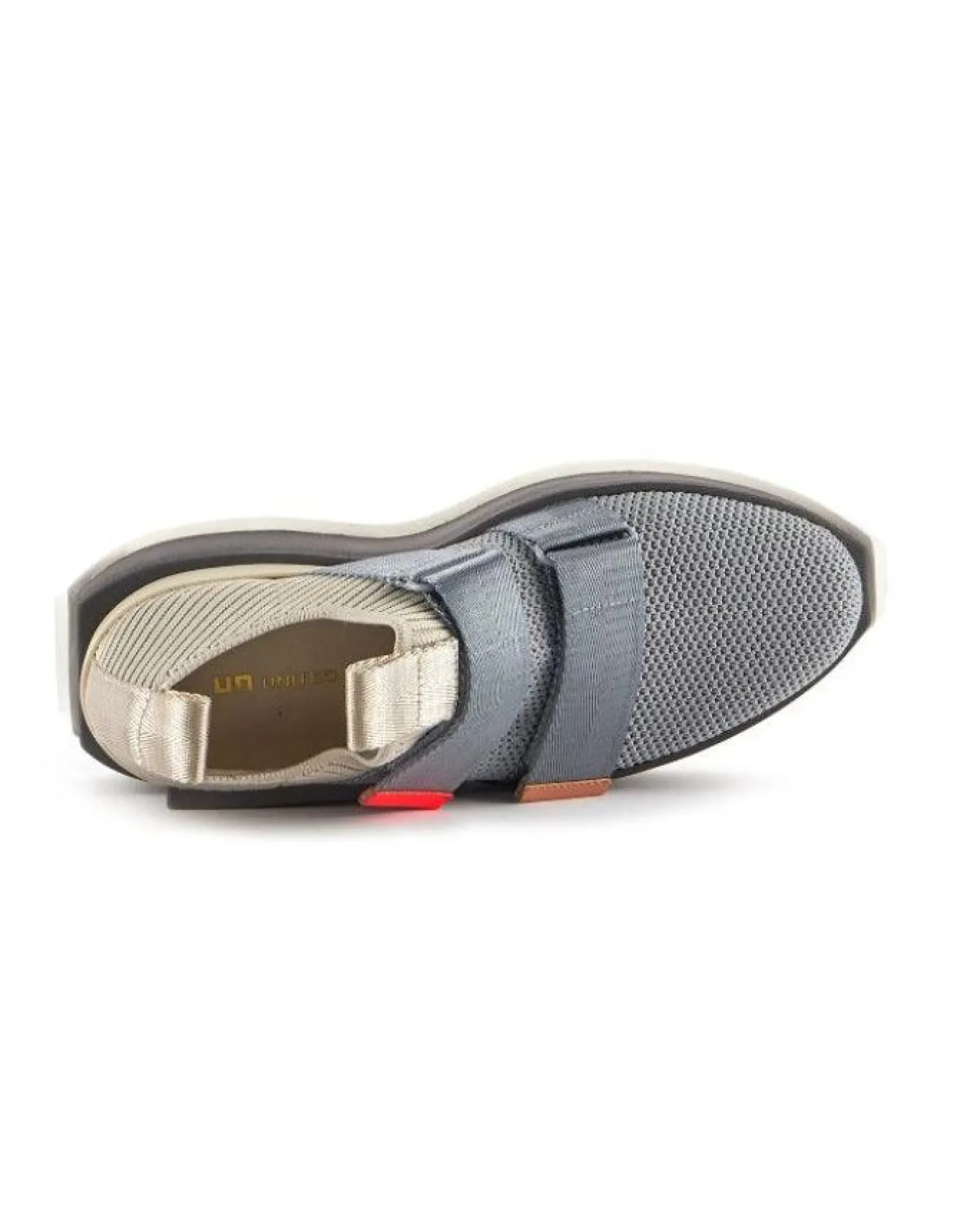 Roko Run 11 Platform Sneaker